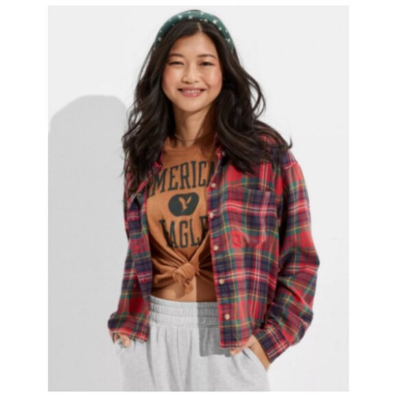 American Eagle Cozy Cabin Cropped Flannel NWT - Picture 1 of 5